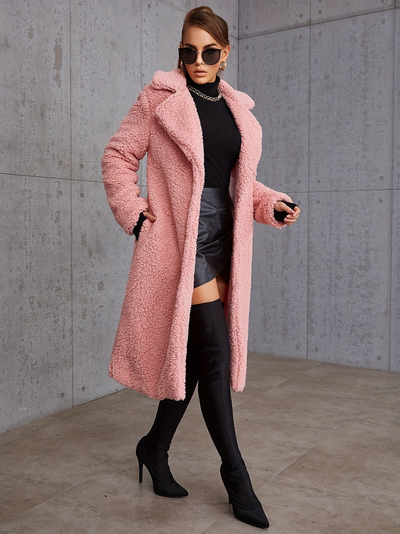Women's Plush Winter Coat with Elegant Lapel Neck and Long Sleeves