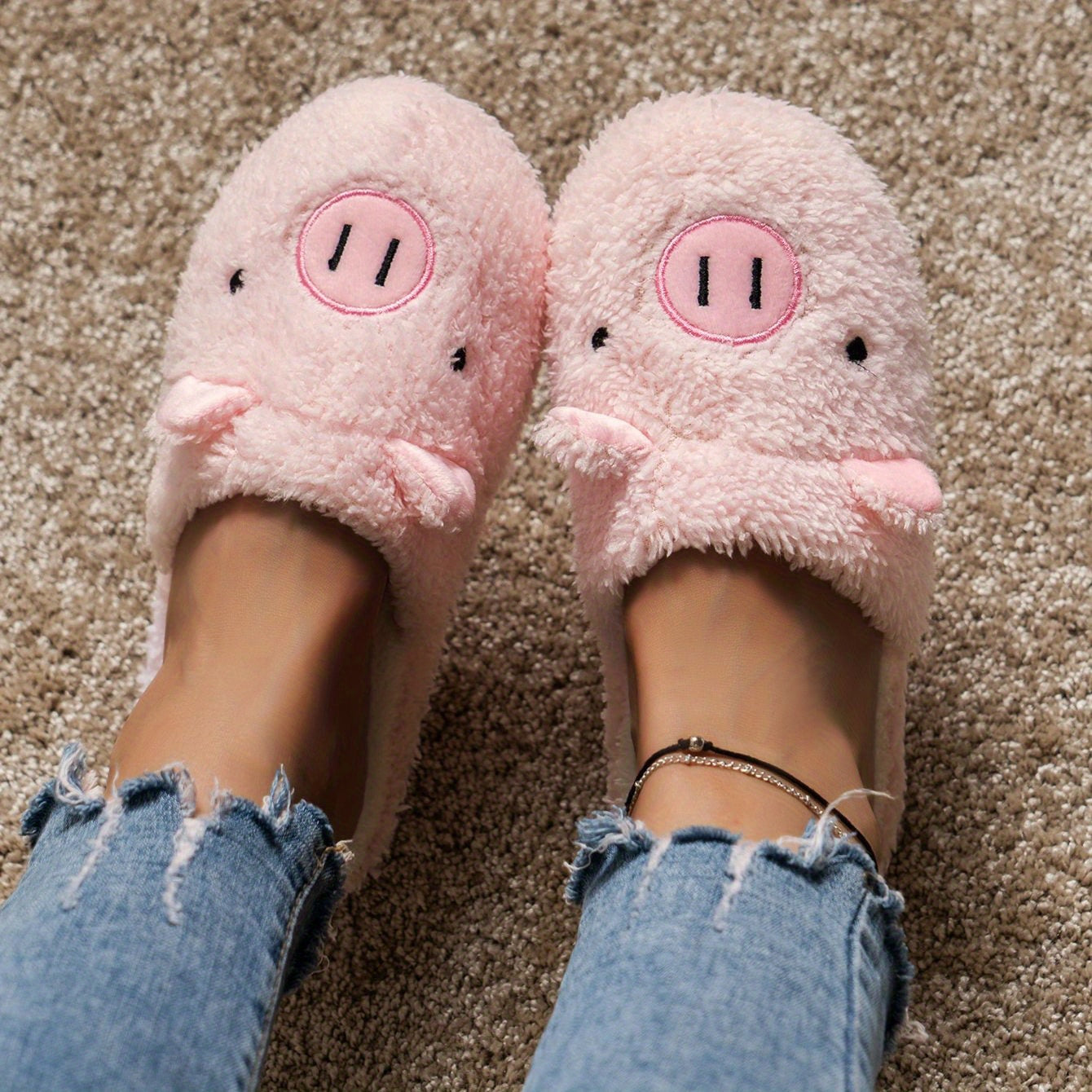 Slippers for Winter Indoor Home Warmth 2025 New Faux Furry Slippers Household Winter Models