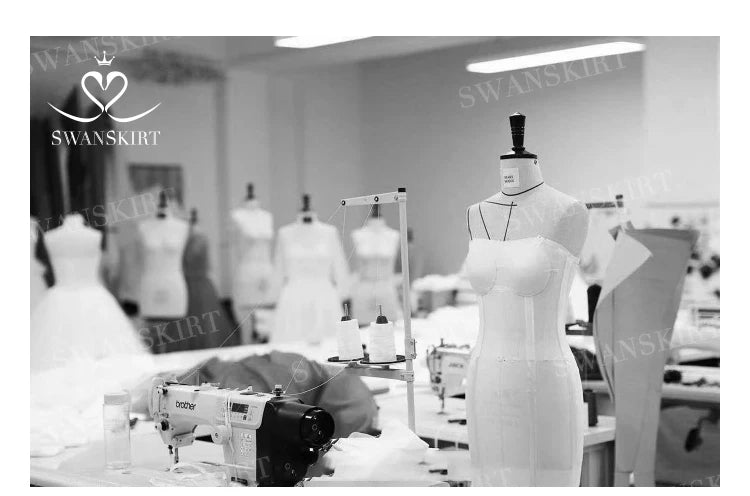 Shiny Sleeveless Wedding Dress 2025 Appliques Backless A-Line Princess Bride Gown SwanSarah P272 customized Vestido De Novia