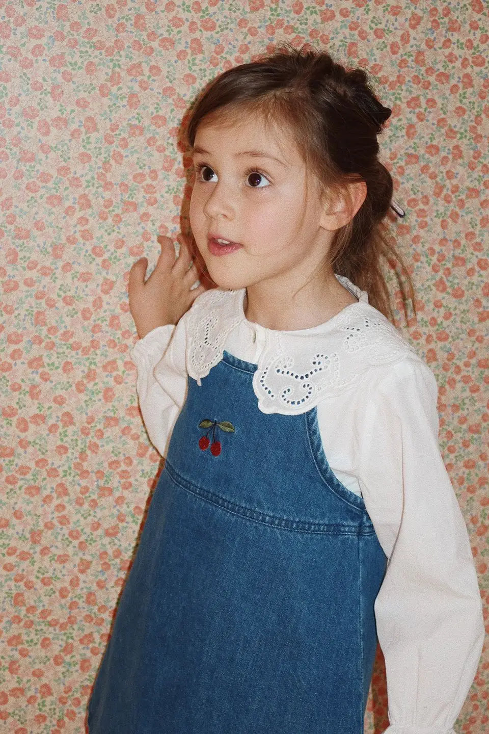 Spot 24 autumn/winter children's denim jacket pants set girls' denim overalls white shirt