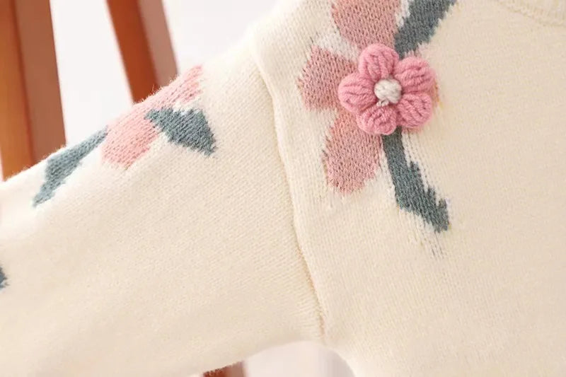 2-7 year old children's clothing autumn winter new girl cute little flower baby knitted pullover children's sweater base shirt