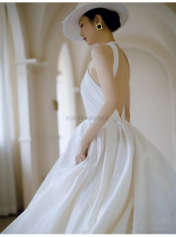 Luxury French White Satin Trailing Bride Wedding Dress Sexy Halter Backless Ball Gown Wedding Evening Prom Dresses for Women