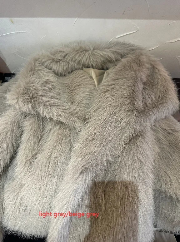 HH Winter Female Street Fashion Warm Coats Long Sleeves Hidden Buttons Lapel Plush Casual Artificial Fur Effect Retro Coat