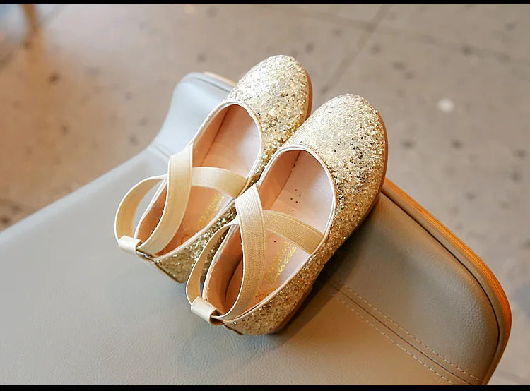 Princess Glitter Leather Girls Shoes Soft Comfortable Shiny Sequined Kids Shoes Sweet Wedding Dress Party Flats Mary Jane Shoes