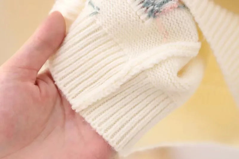 2-7 year old children's clothing autumn winter new girl cute little flower baby knitted pullover children's sweater base shirt