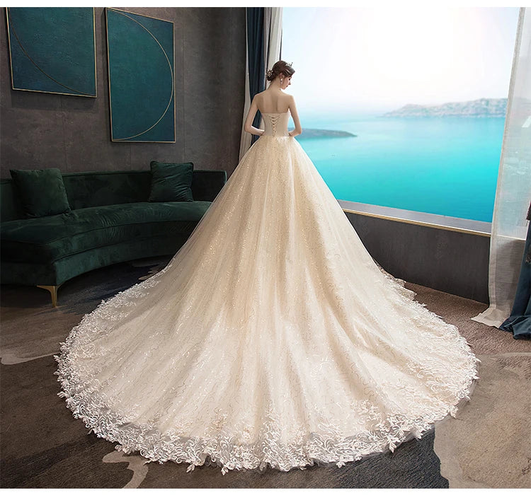 Strapless Wedding Gown With Train Shiny Wedding Party Ball Gown Luxury Lace Robe De Mariee Customized Plus Size