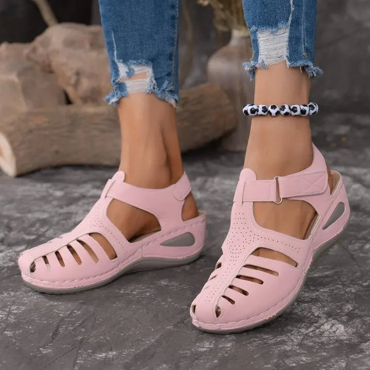 Women's Adjustable Strap Summer Sandals - Breathable Open-Toe Casual Shoes with Cushioned Sole & Low-Profile Design