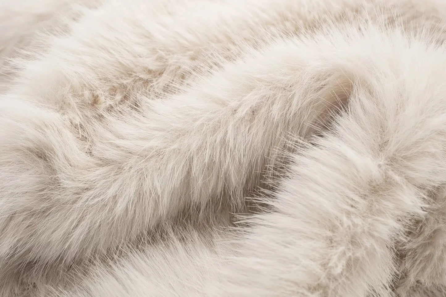 HH 2025 Winter Coats For Women Fashion New Faux Fur Long Sleeves Loose Coat Female Versatile High Street Women's Cardigan