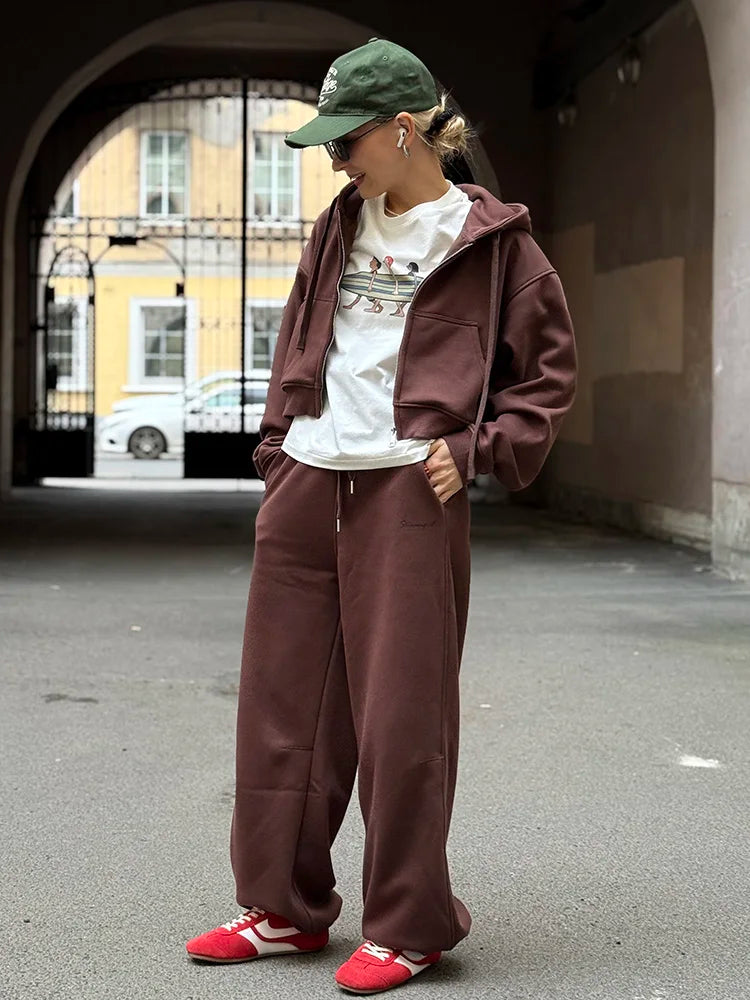 Women Tracksuits Winter Fleece Sweatsuit Brown Warm Crop Zipper Hoodies And Sweatpants Set For Women 2 Piece Velvet Pants Sets