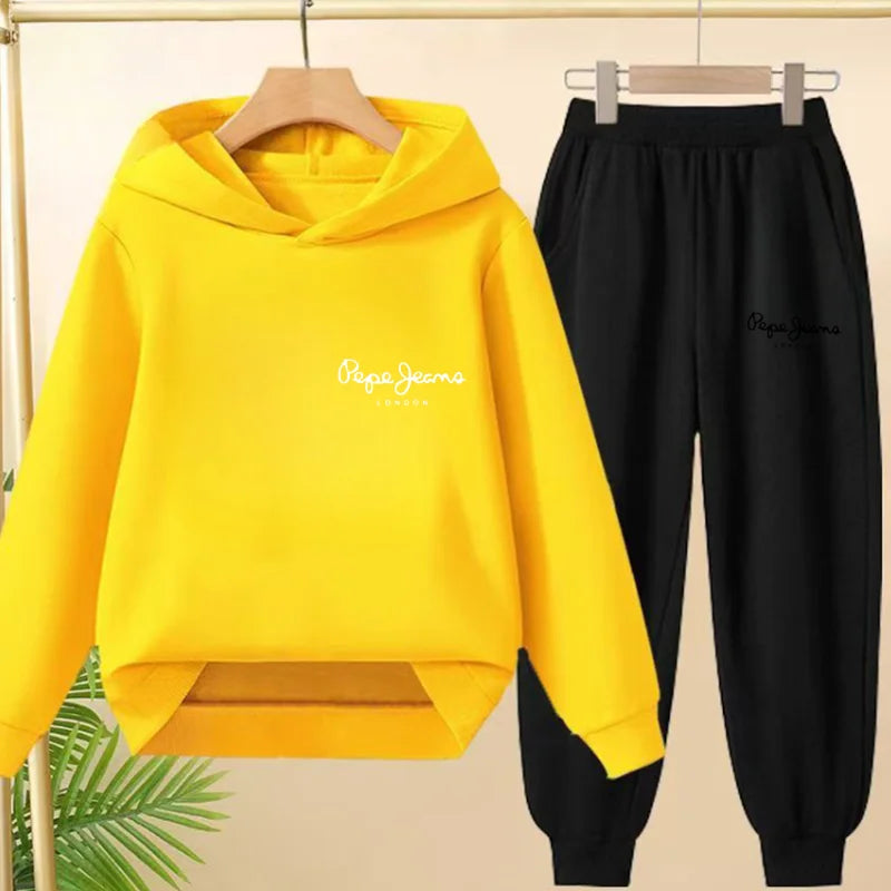 Children's Sportswear Sets: Loose Hooded Sweatshirts and Trousers for Children Aged 3 to 13. Gifts for Boys and Girls