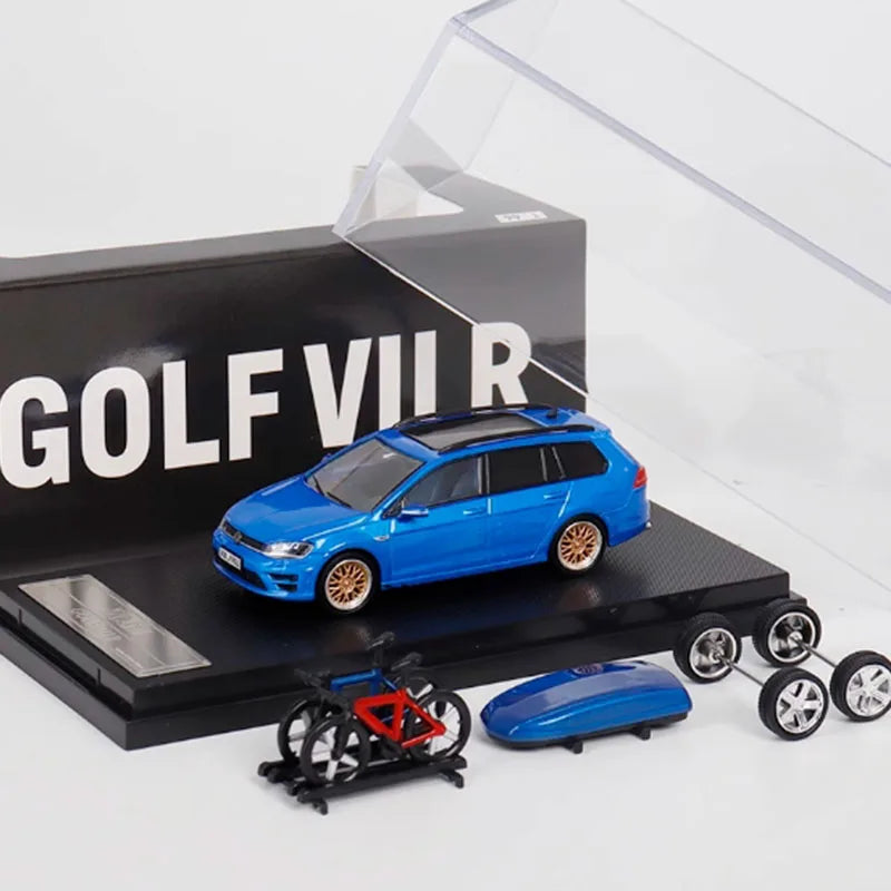 ZOOM 1:64 Scale VW Golf 7R 7 Generation Travel Car Alloy Car Model Classics Adult Souvenir Gift Static Display