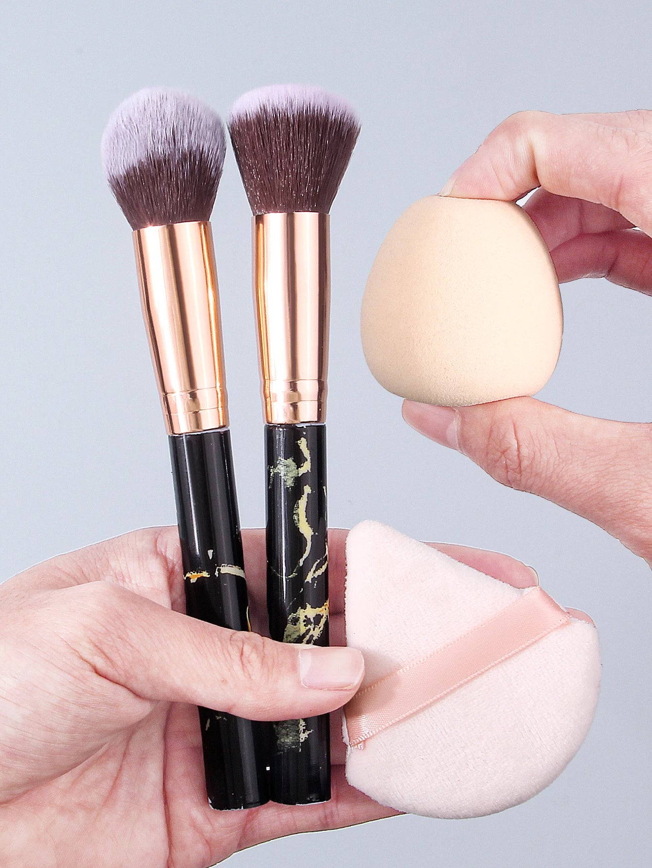 Professional marble-patterned makeup brush set: 10 synthetic fiber makeup brushes+4 makeup sponge powder puffs+black storage bag