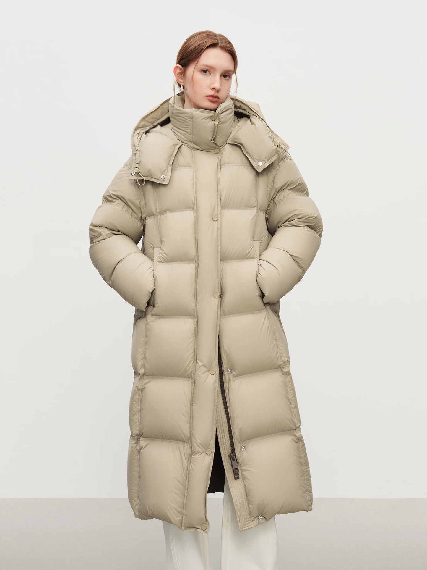 FSLE 2025 Winter New Women's Long Puffer Down Coat with Hood Two-Tone Color Block Thermal Insulated Jacket Heavy Warm Outerwear