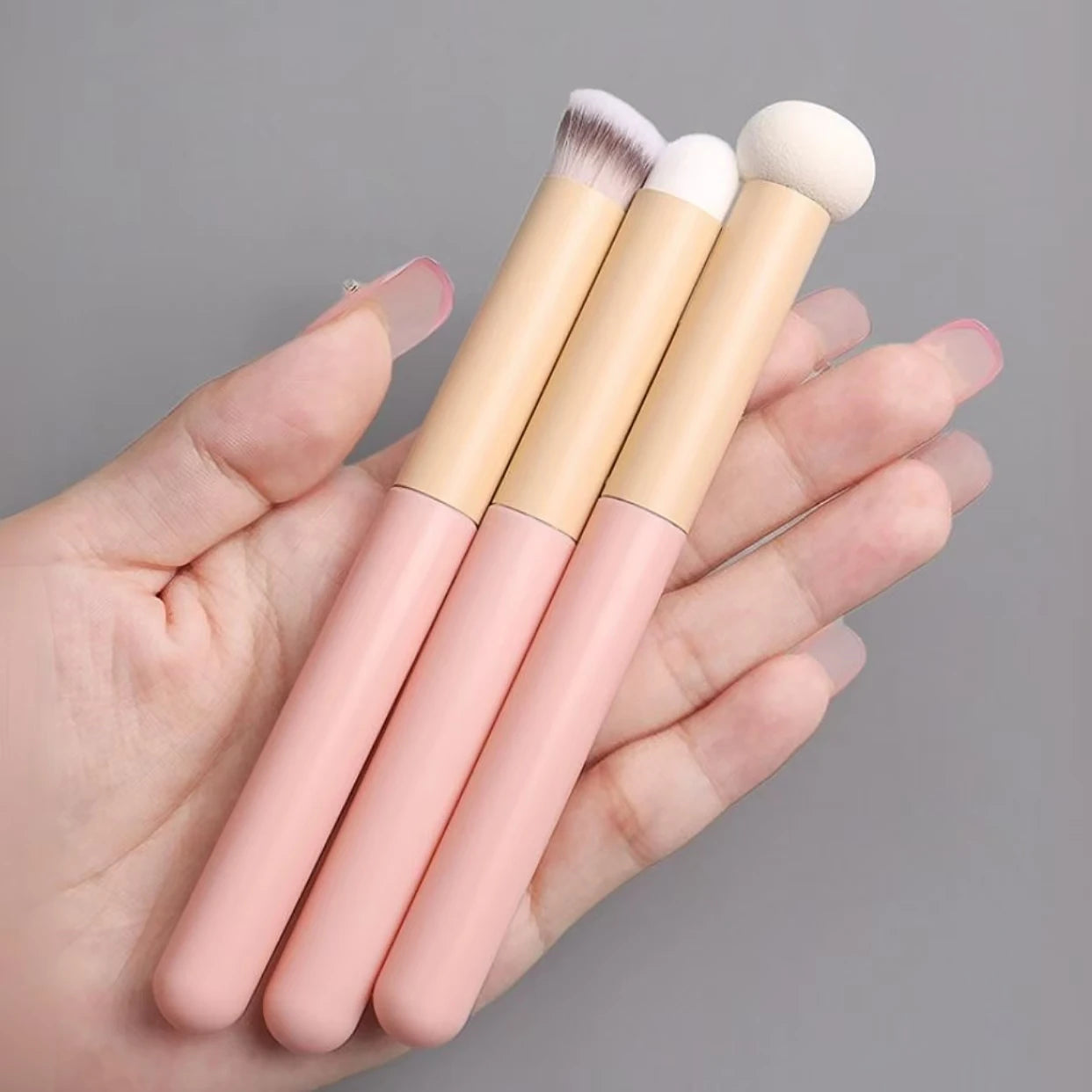 3 High-Quality Makeup Brushes, Mushroom Head Sponge, Concealer Brush, Foundation Brush, Lipstick, Lip Makeup Brush, Makeup Tools