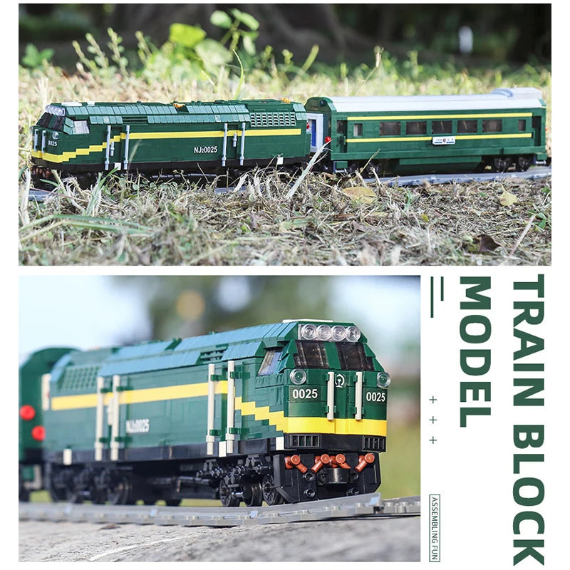 Mould King Green Train World Railway Series Block Model Boys Gift DIY Block Set Boys Girls Teenagers Gift Static version