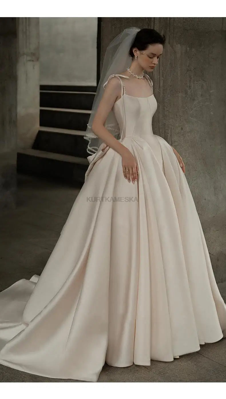 Luxury French White Satin Trailing Bride Wedding Dress Sexy Halter Backless Ball Gown Wedding Evening Prom Dresses for Women