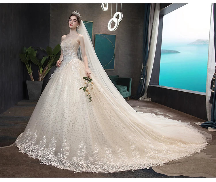 Strapless Wedding Gown With Train Shiny Wedding Party Ball Gown Luxury Lace Robe De Mariee Customized Plus Size