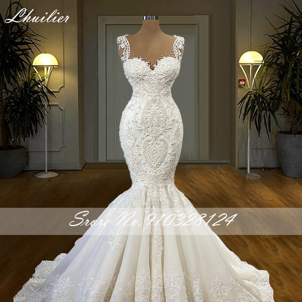 Lhuilier Customized Scoop Neck Mermaid Wedding Dresses Sleeveless Pearls Beaded Lace Appliques Bridal Dress with Court Train