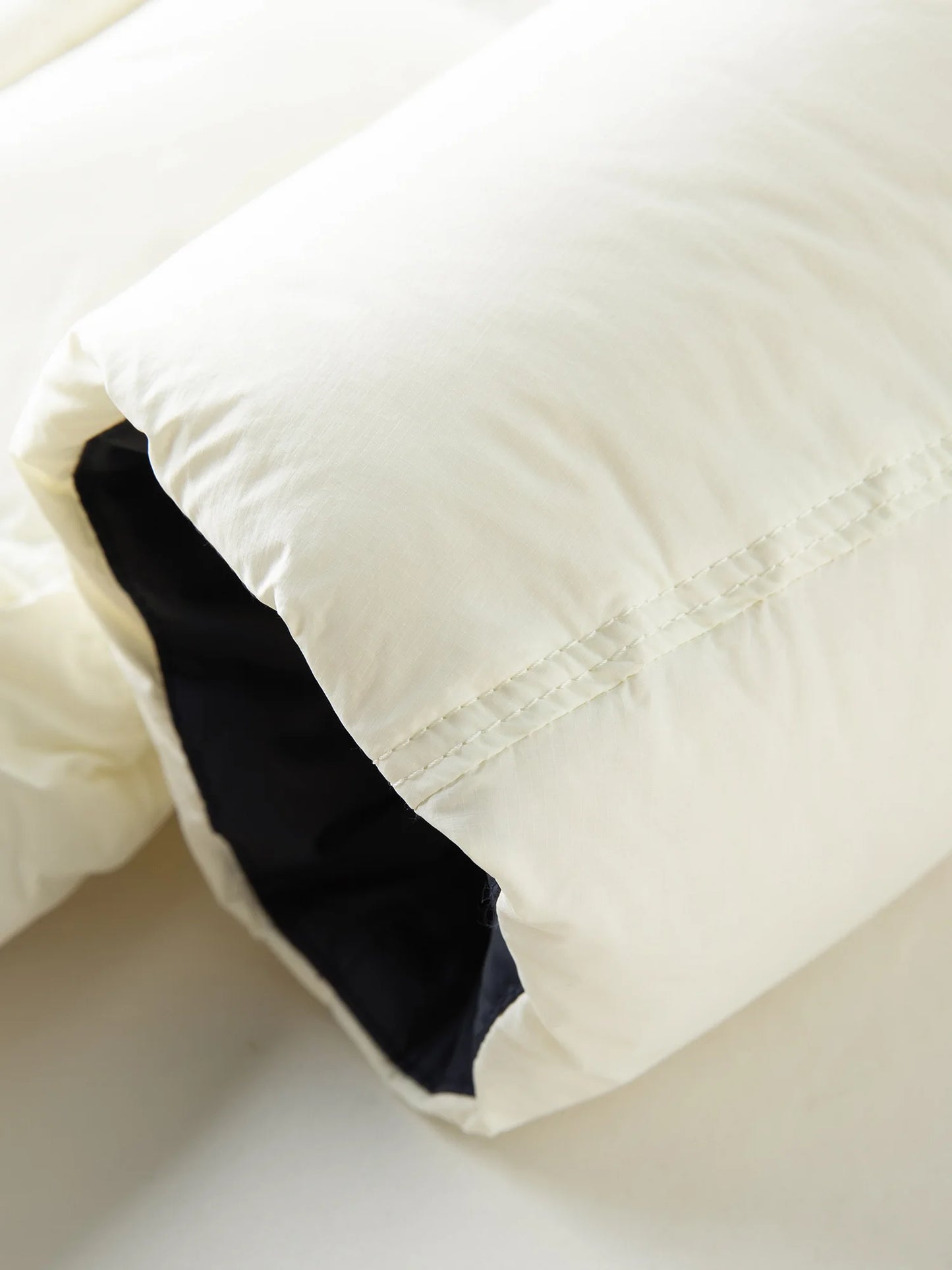 FSLE 2025 Winter New Women's Long Puffer Down Coat with Hood Two-Tone Color Block Thermal Insulated Jacket Heavy Warm Outerwear