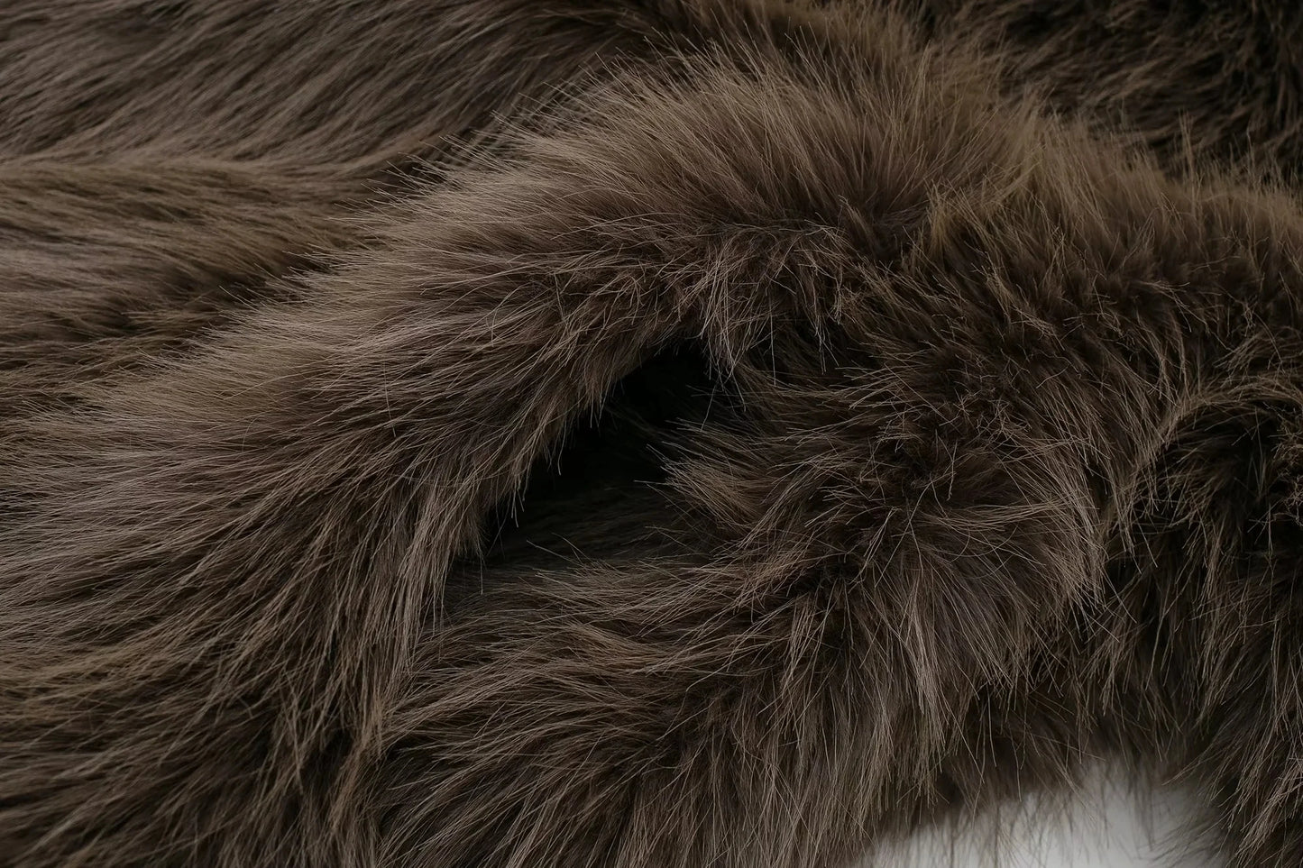 HH 2025 Winter Coats For Women Fashion New Faux Fur Long Sleeves Loose Coat Female Versatile High Street Women's Cardigan