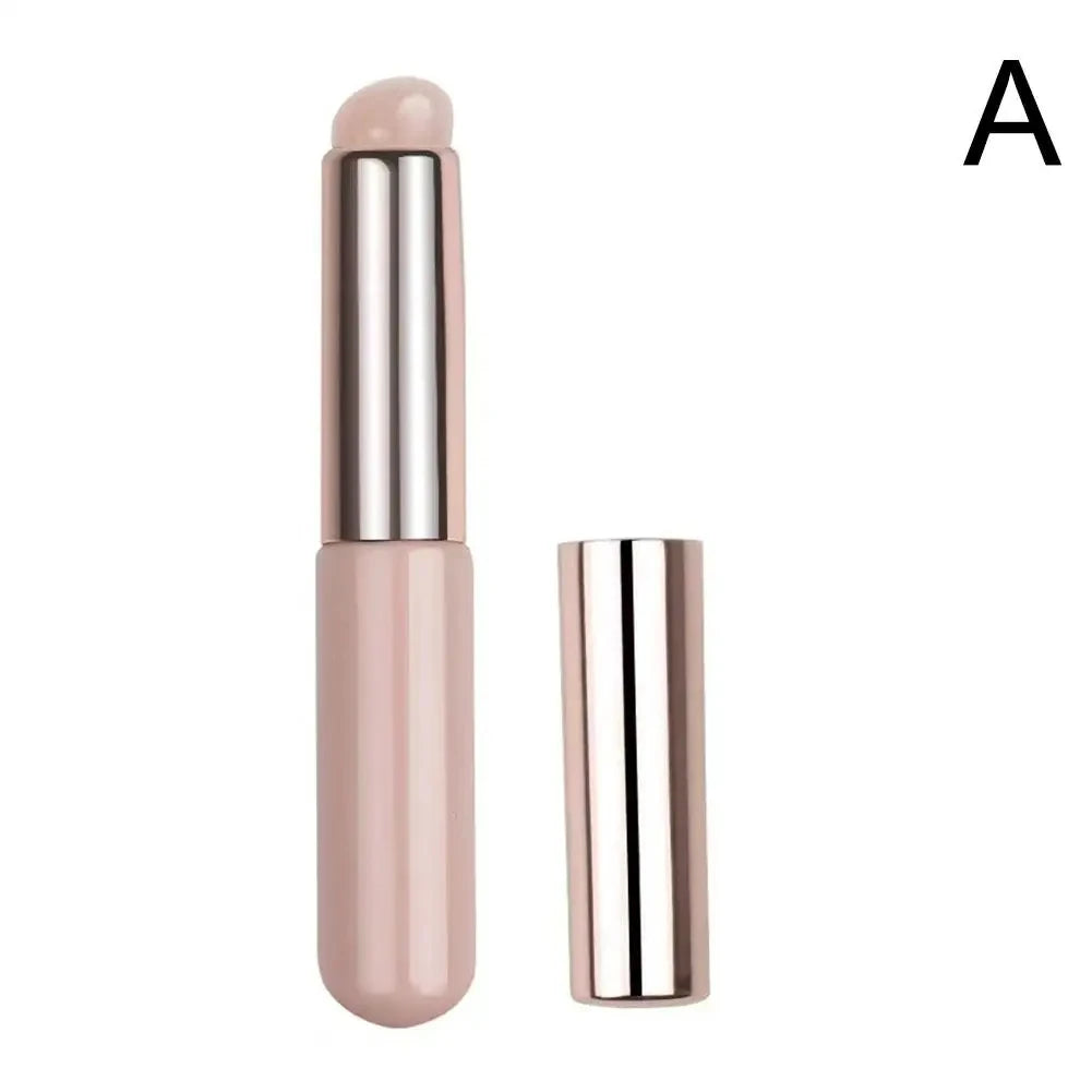 Silicone Lip Brush With Lid, Reusable Angled Concealer Brush Silicone Makeup Applicator Tool Portable Lip Brush for Lip Balm