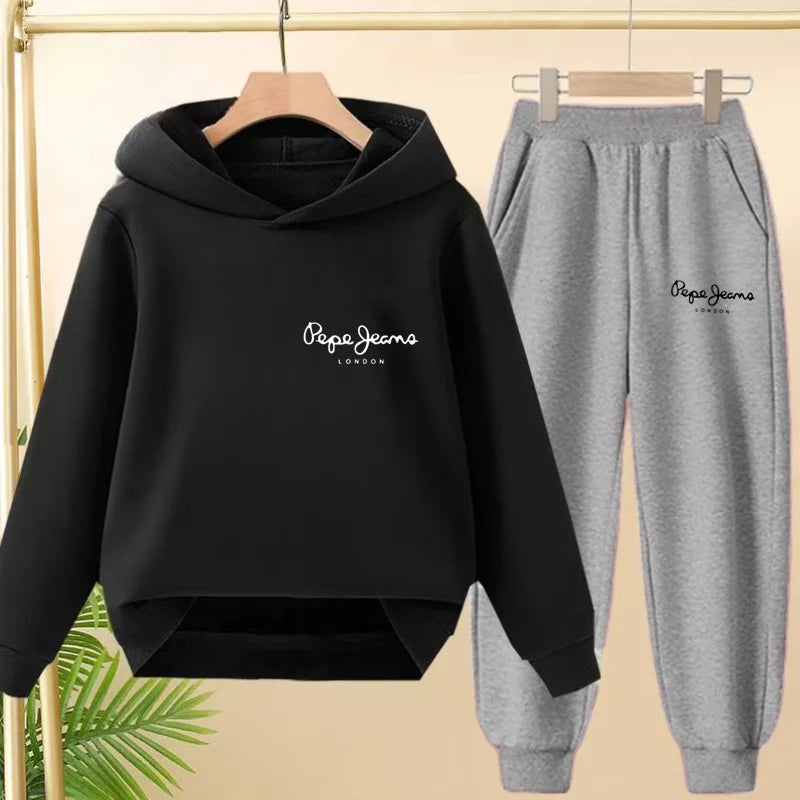 Children's Sportswear Sets: Loose Hooded Sweatshirts and Trousers for Children Aged 3 to 13. Gifts for Boys and Girls