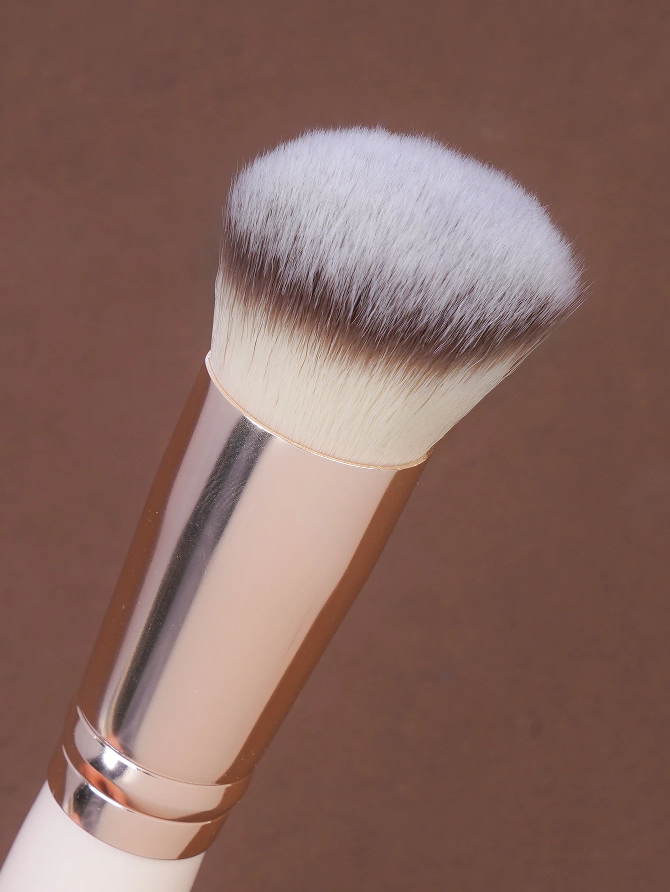 Maange 3Pcs Makeup Brushes + 2Pcs Triangle Powder Puff Set Concealer Eye Shadow Makeup Brush Blending Cosmetic Beauty Tools