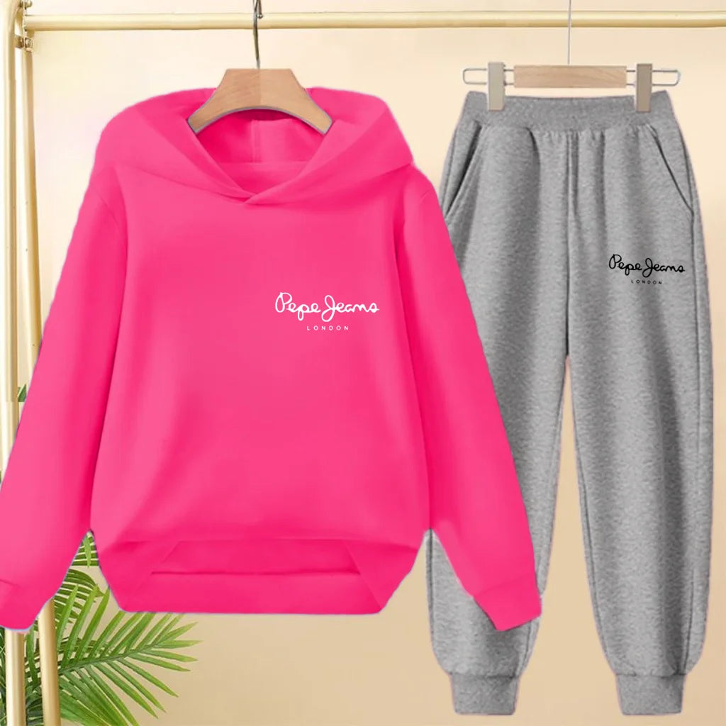 Children's Sportswear Sets: Loose Hooded Sweatshirts and Trousers for Children Aged 3 to 13. Gifts for Boys and Girls