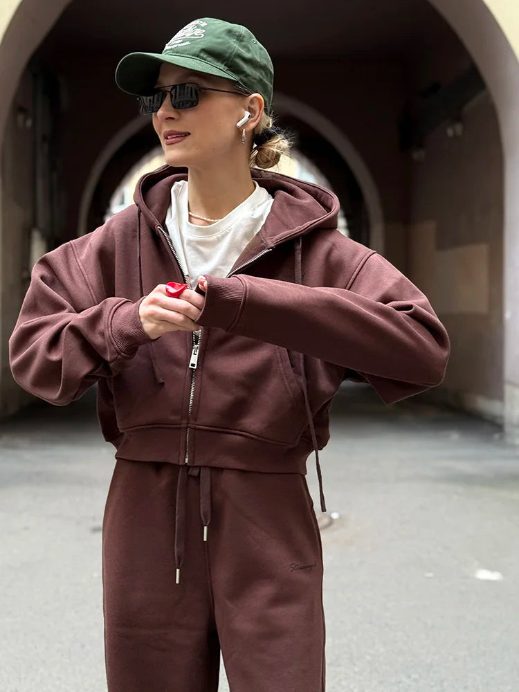 Women Tracksuits Winter Fleece Sweatsuit Brown Warm Crop Zipper Hoodies And Sweatpants Set For Women 2 Piece Velvet Pants Sets