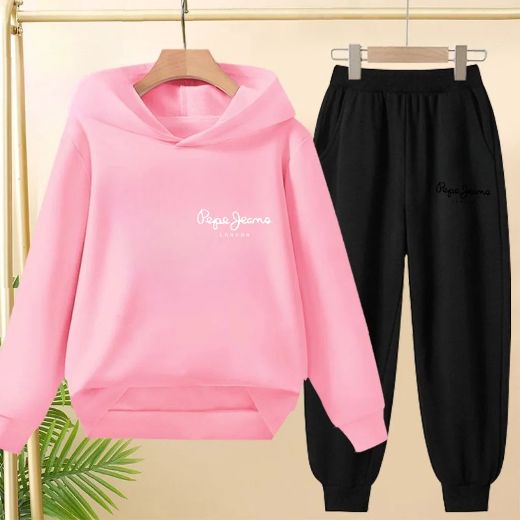 Children's Sportswear Sets: Loose Hooded Sweatshirts and Trousers for Children Aged 3 to 13. Gifts for Boys and Girls
