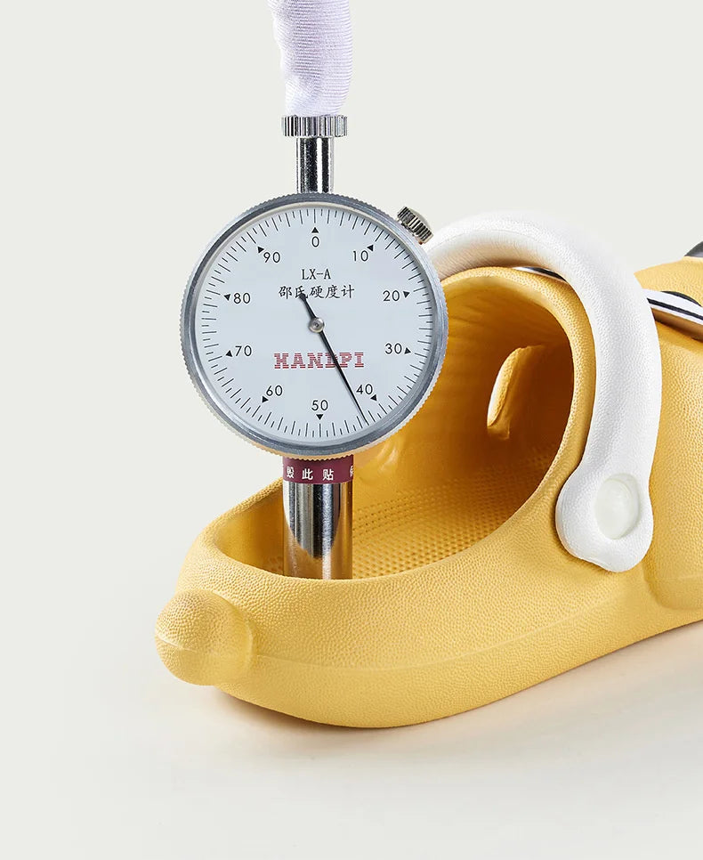 Kids Slipper Children's Hole Shoes New Cartoon Dog Animal Slipper EVA Baby Slippers Home Soft Anti-slip Girls' Slippers