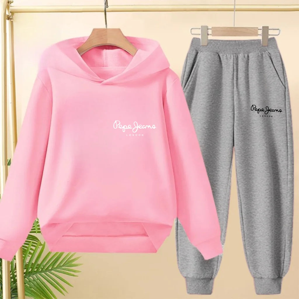 Children's Sportswear Sets: Loose Hooded Sweatshirts and Trousers for Children Aged 3 to 13. Gifts for Boys and Girls