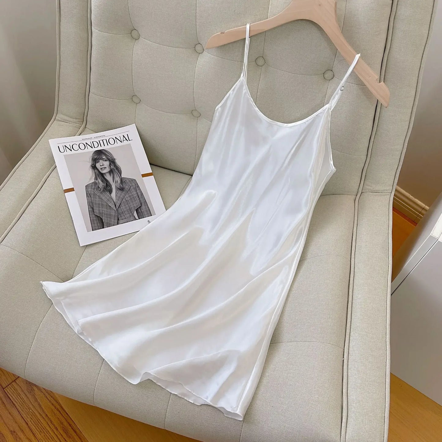 Sexy Bride Wedding Robe Home Dress Elegant Lace Embroidery Bride Negligee Kimono Gown Loose Silk Satin Sleepwear Nightgown