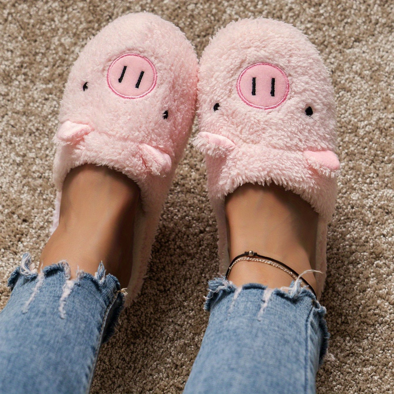 Slippers for Winter Indoor Home Warmth 2025 New Faux Furry Slippers Household Winter Models
